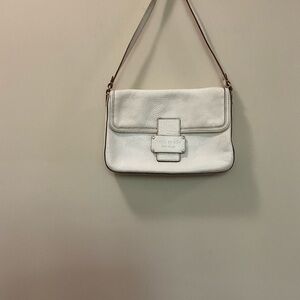 Kate Spade New York Off White Pebbled Leather Shoulder Bag